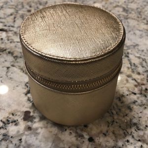 Henri Bendell jewelry case